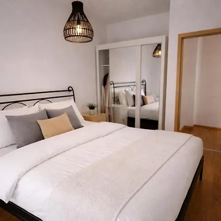 Apartman With Parking Space Seget Donji, - 25682 Trogir